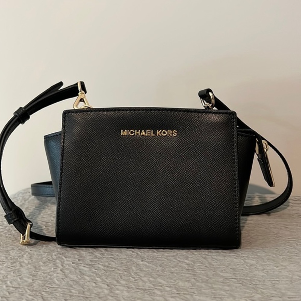 Michael Kors handbag